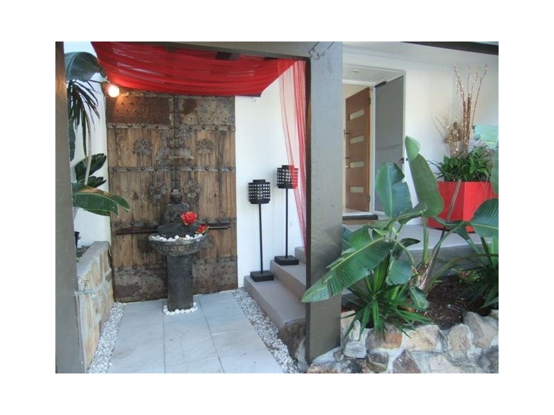 172 Morala Avenue, Runaway Bay QLD 4216