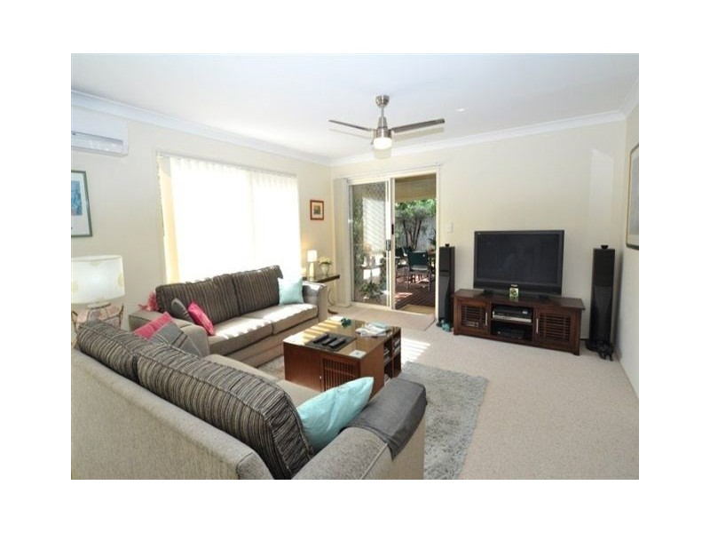 3/38 Billington Street, Labrador QLD 4215