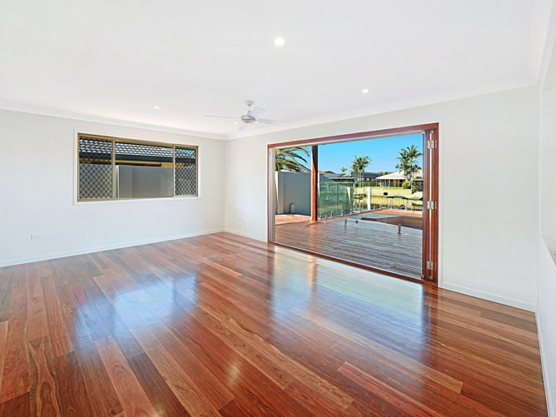 22 Matthew Flinders Drive, Hollywell QLD 4216