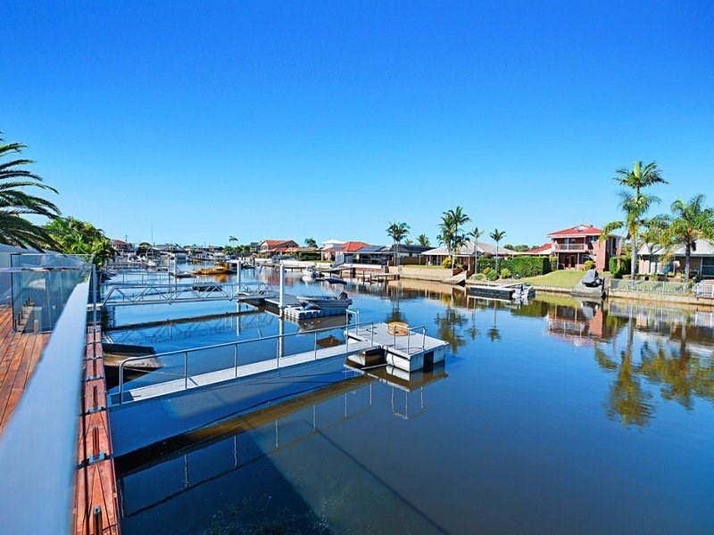 22 Matthew Flinders Drive, Hollywell QLD 4216