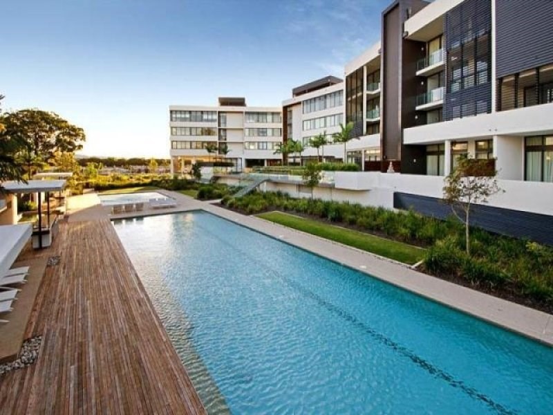 2102/1 Marina Promenade, Paradise Point QLD 4216
