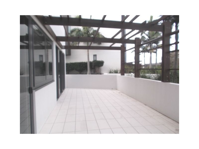 2102/1 Marina Promenade, Paradise Point QLD 4216