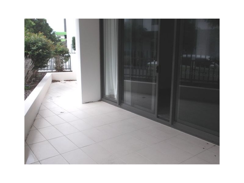 2102/1 Marina Promenade, Paradise Point QLD 4216