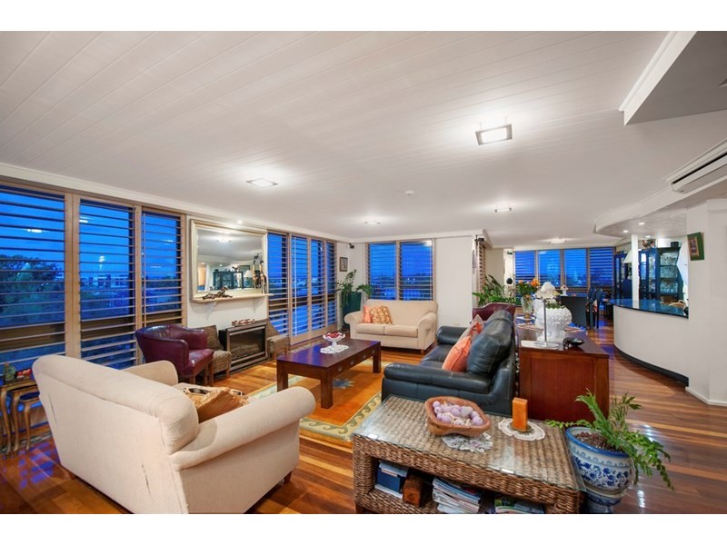 27/8 Paradise Parade, Paradise Point QLD 4216