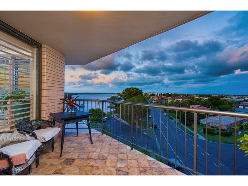 27/8 Paradise Parade, Paradise Point QLD 4216
