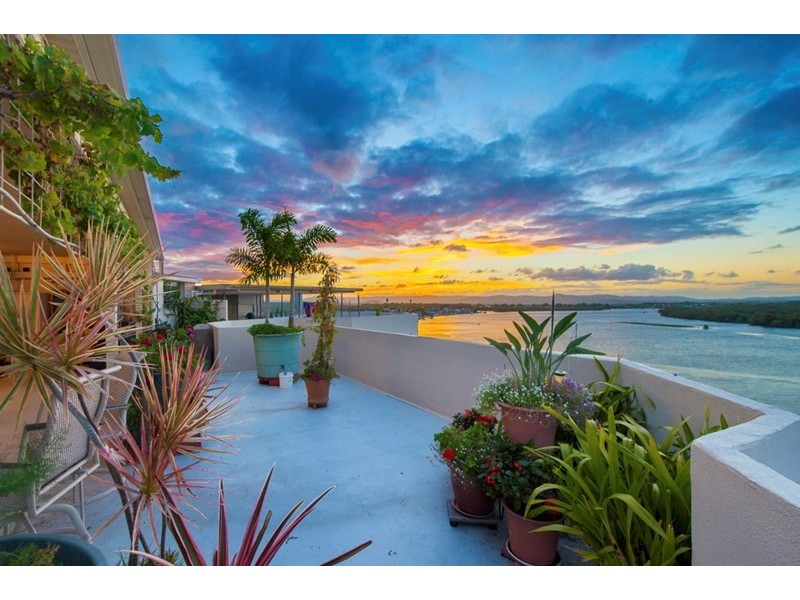 27/8 Paradise Parade, Paradise Point QLD 4216