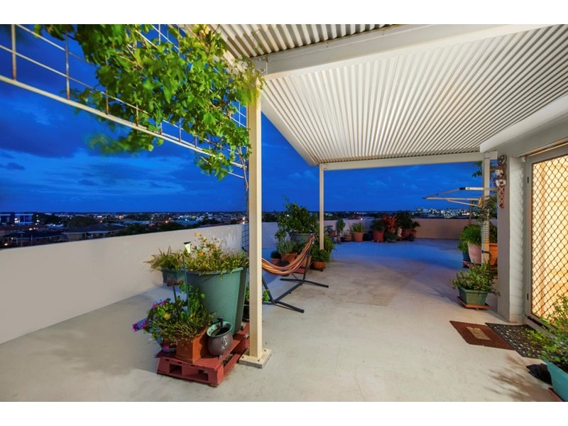 27/8 Paradise Parade, Paradise Point QLD 4216