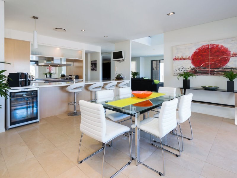 4 Westminster Court, Sovereign Islands QLD 4216