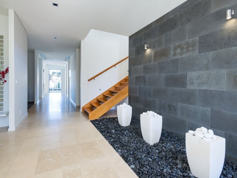 4 Westminster Court, Sovereign Islands QLD 4216