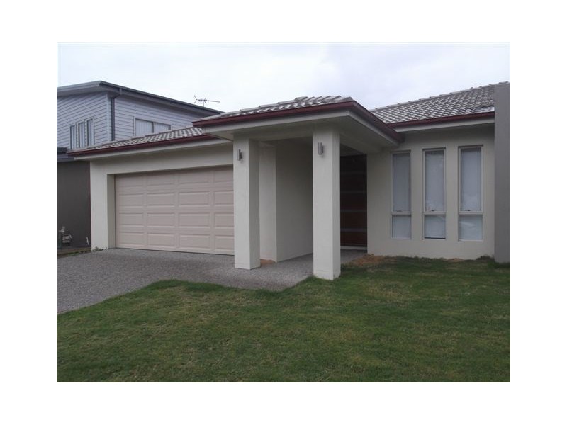 1/4 Compass Drive, Biggera Waters QLD 4216