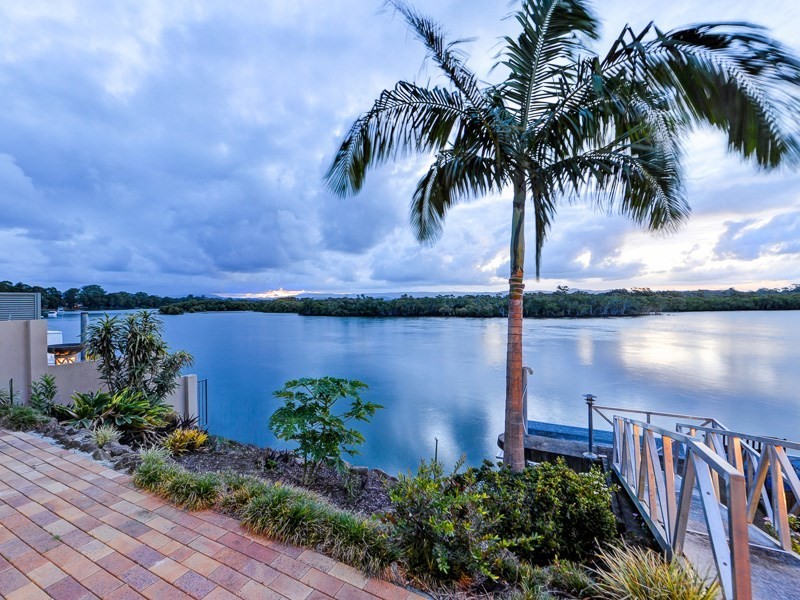 38 Lakefield Crescent, Paradise Point QLD 4216