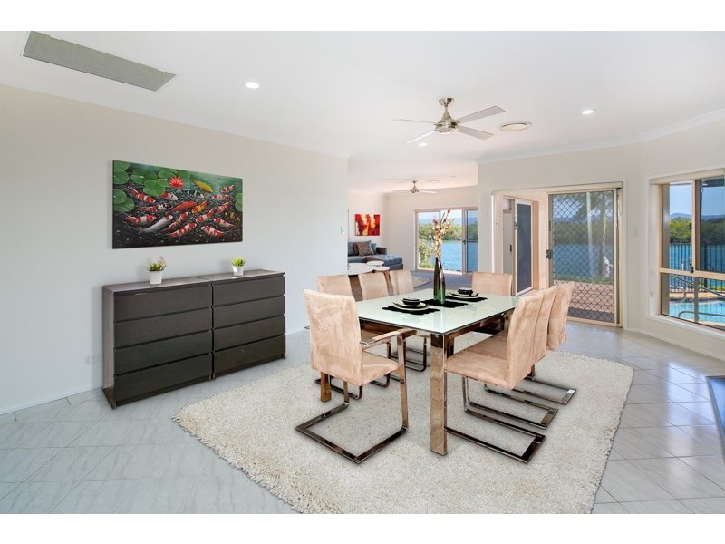 38 Lakefield Crescent, Paradise Point QLD 4216