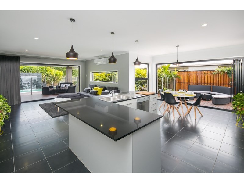 21 Homestead Circuit, Maudsland QLD 4210