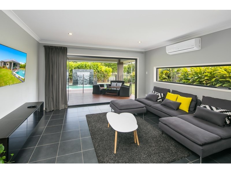 21 Homestead Circuit, Maudsland QLD 4210