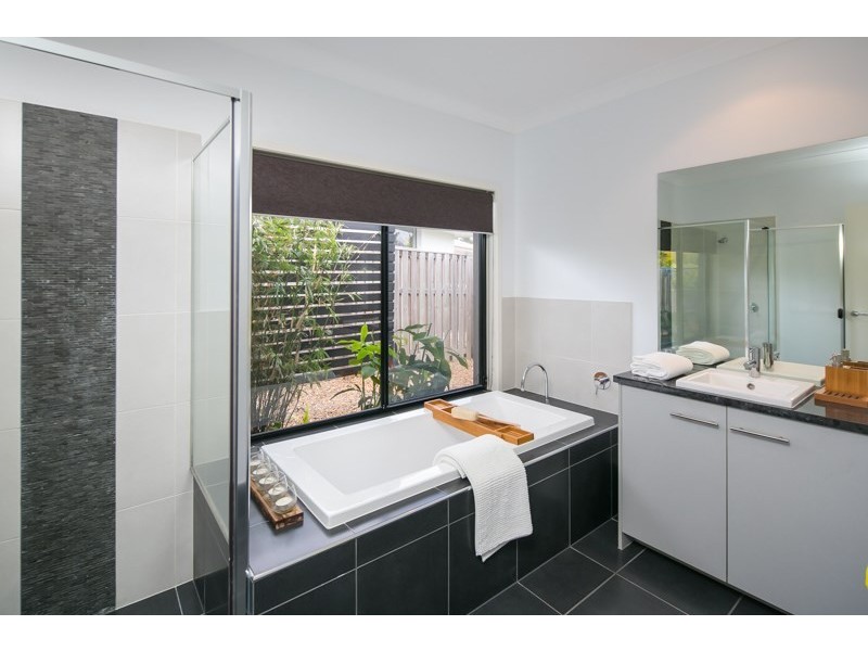 21 Homestead Circuit, Maudsland QLD 4210