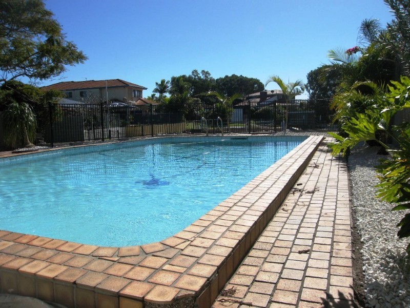 Paradise Point QLD 4216