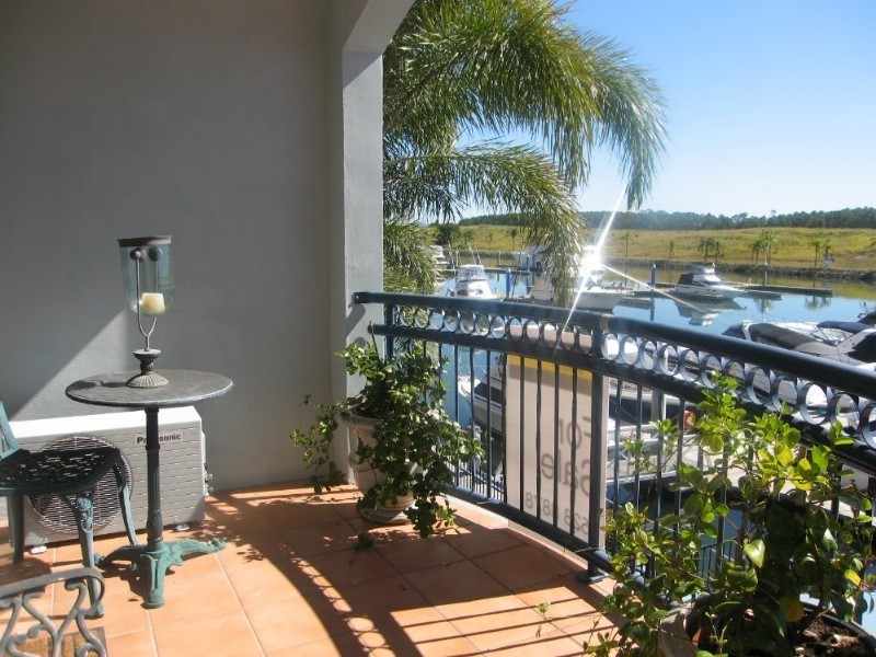 72 John Lund Drive, Hope Island QLD 4212