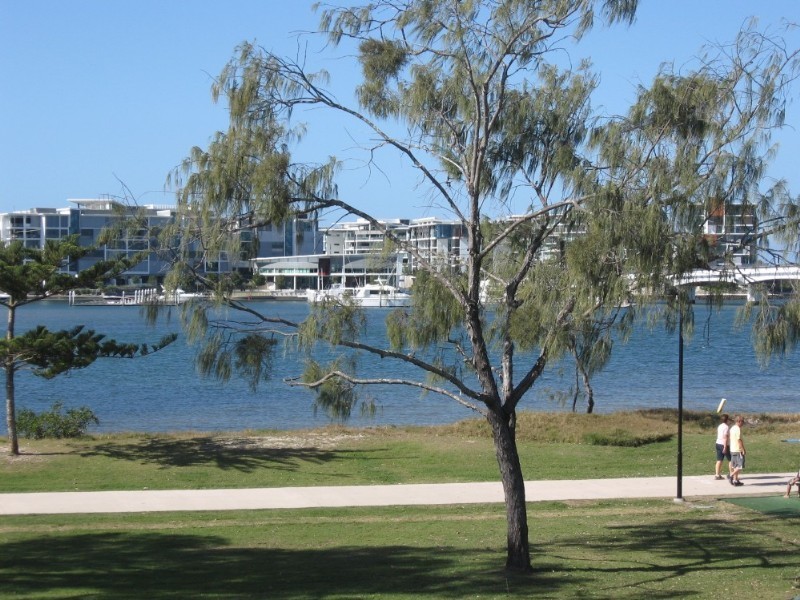 Paradise Point QLD 4216