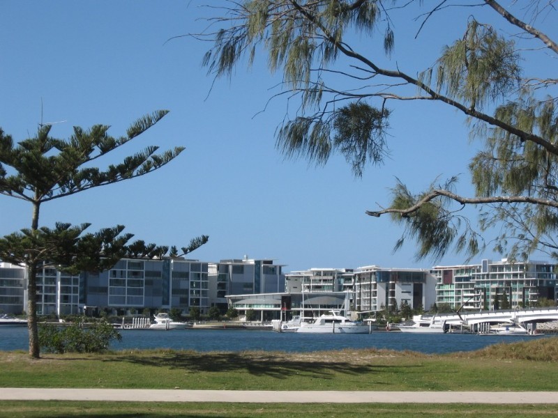 Paradise Point QLD 4216