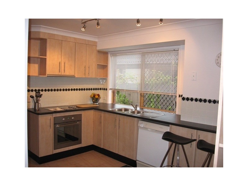 29 Sundown Drive, Paradise Point QLD 4216