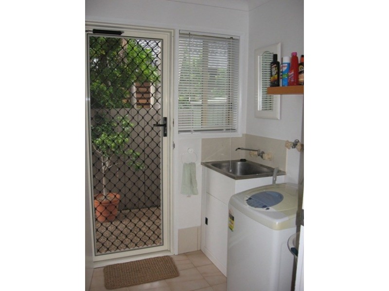 29 Sundown Drive, Paradise Point QLD 4216