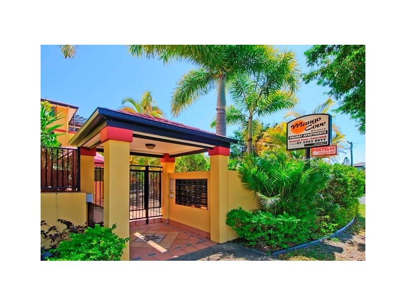 27/10-12 Bath Streeet, Labrador QLD 4215