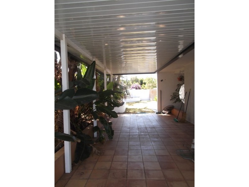 92 Oxley Drive, Paradise Point QLD 4216