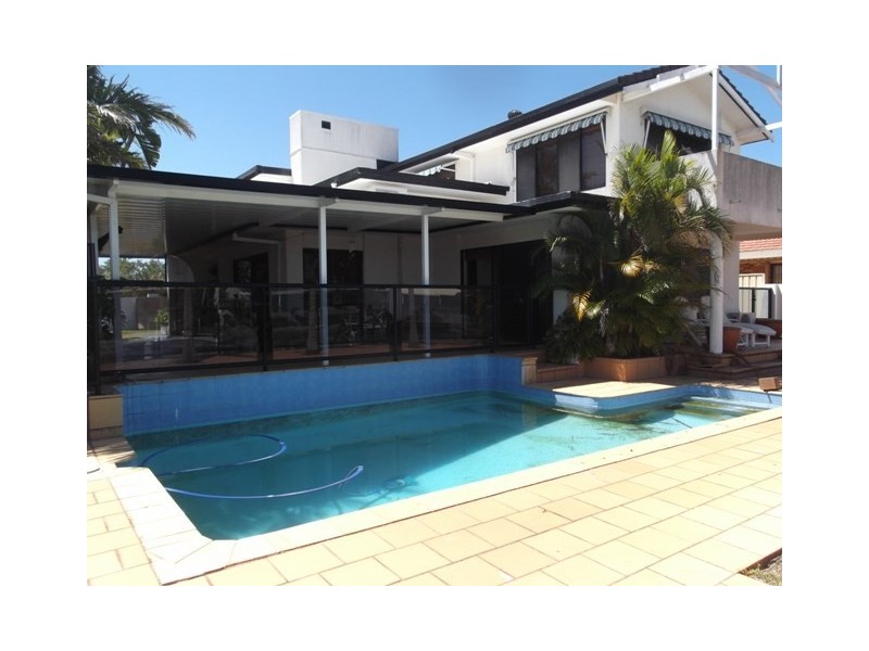 92 Oxley Drive, Paradise Point QLD 4216