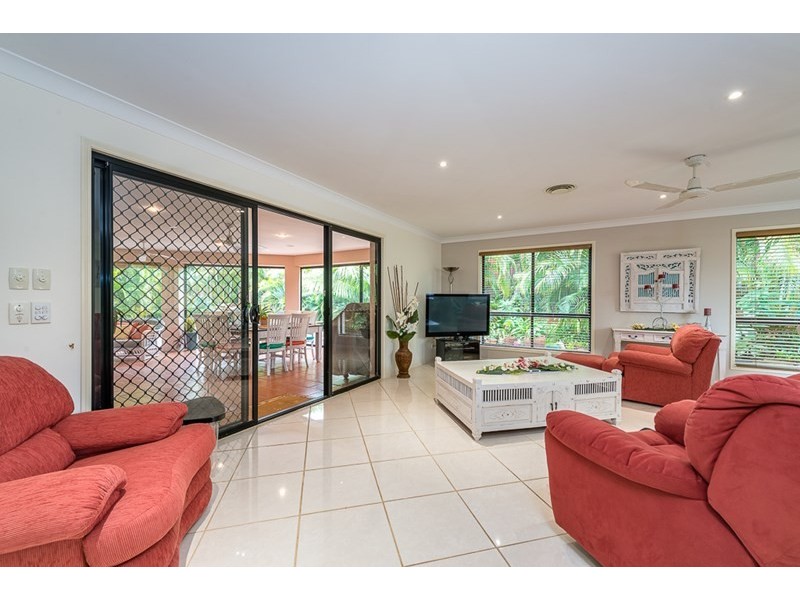 14 Orpington Court, Arundel QLD 4214