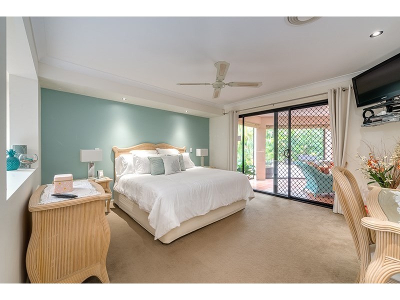 14 Orpington Court, Arundel QLD 4214
