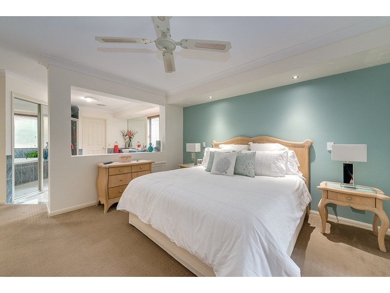 14 Orpington Court, Arundel QLD 4214