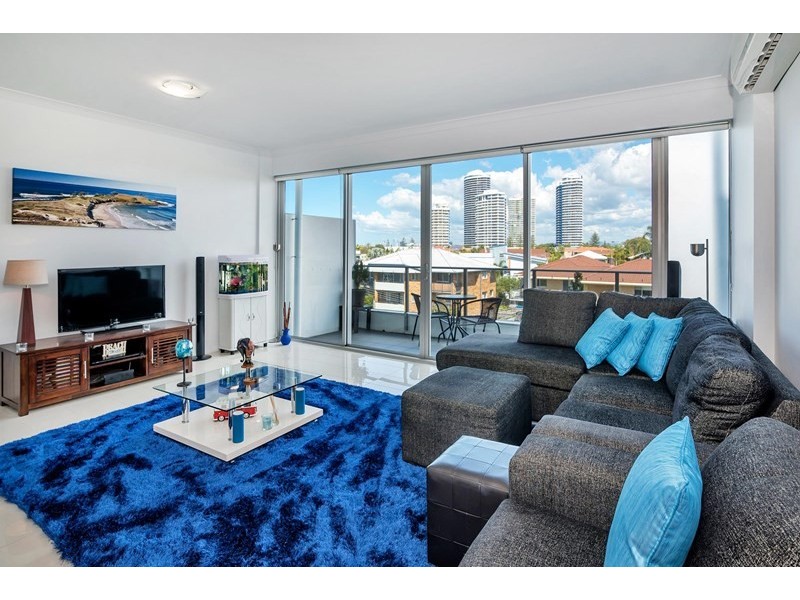 404/33-37 Madang Cresent, Runaway Bay QLD 4216