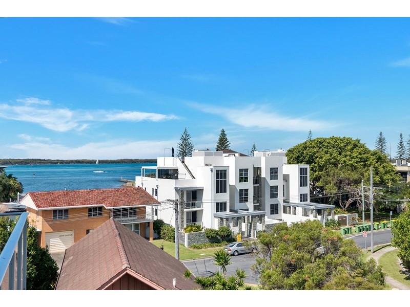 404/33-37 Madang Cresent, Runaway Bay QLD 4216