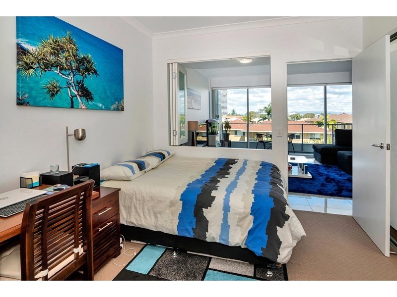404/33-37 Madang Cresent, Runaway Bay QLD 4216
