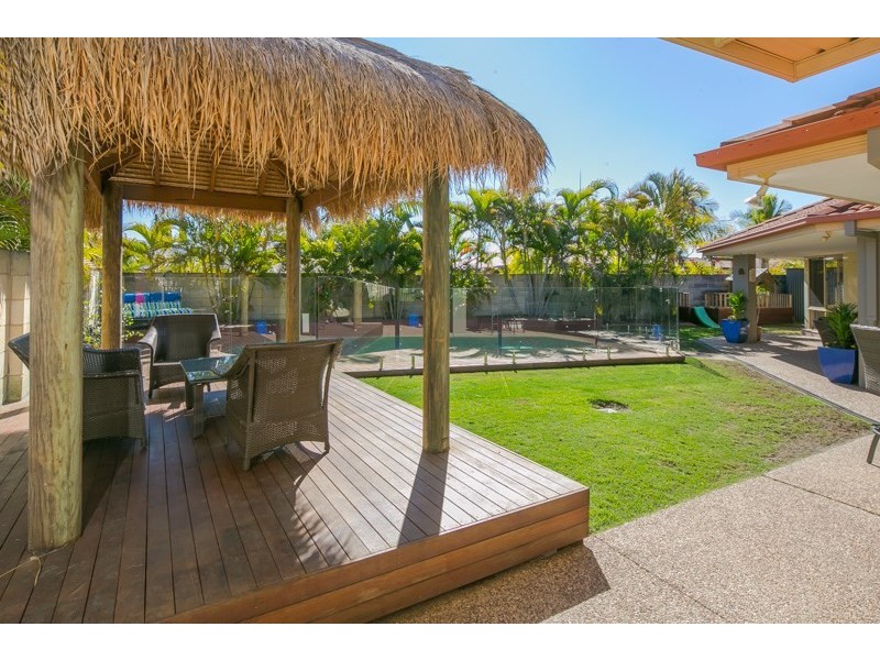 6 Grande Terrace, Helensvale QLD 4212