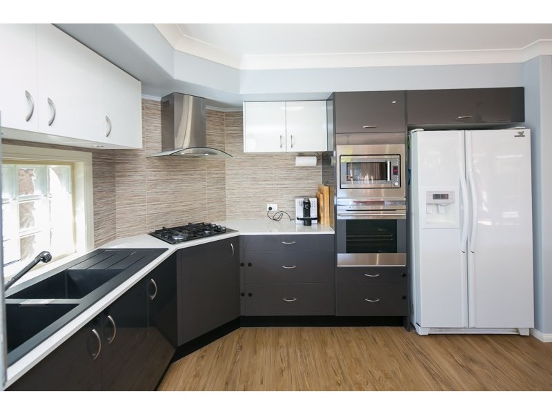 6 Grande Terrace, Helensvale QLD 4212