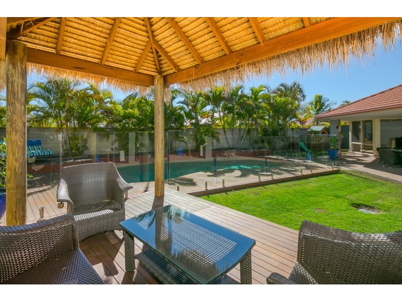 6 Grande Terrace, Helensvale QLD 4212