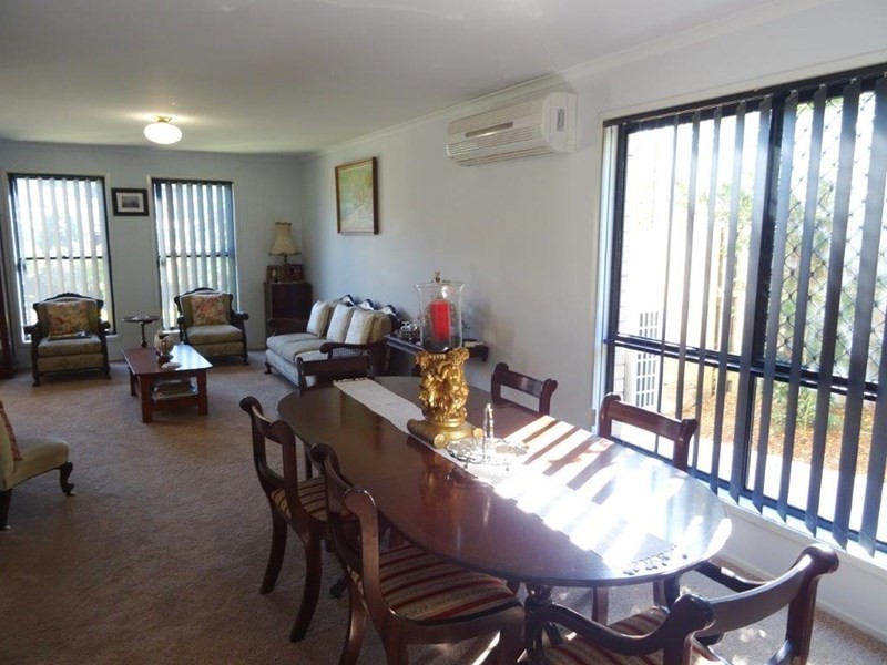 104 Pacific Pines Boulevard, Pacific Pines QLD 4211