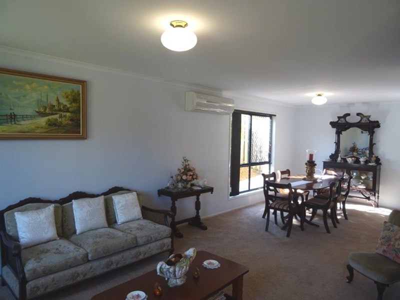 104 Pacific Pines Boulevard, Pacific Pines QLD 4211