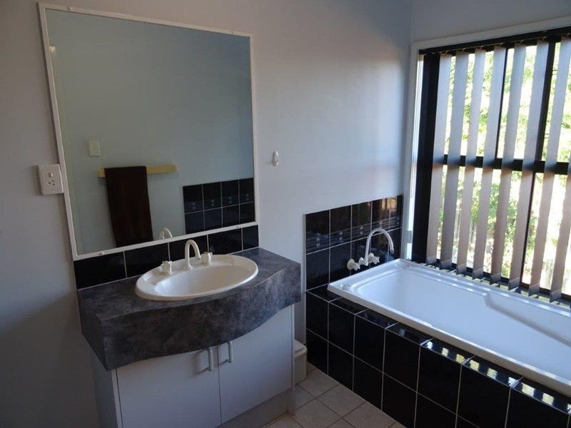 104 Pacific Pines Boulevard, Pacific Pines QLD 4211