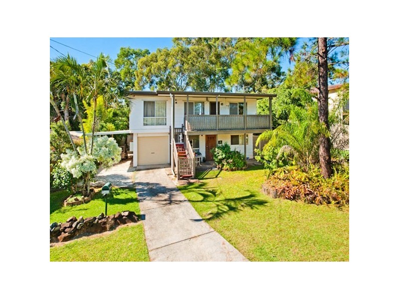 27 Hocking Street, Arundel QLD 4214