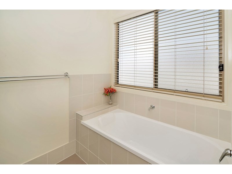 10 Serin Street, Upper Coomera QLD 4209