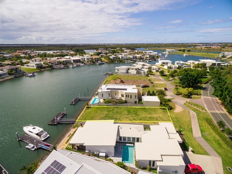 1007 Edgecliff Drive, Sanctuary Cove QLD 4212