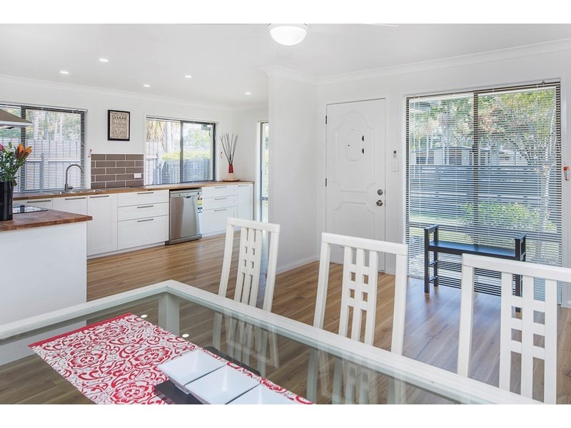 29 Clifton Street, Biggera Waters QLD 4216