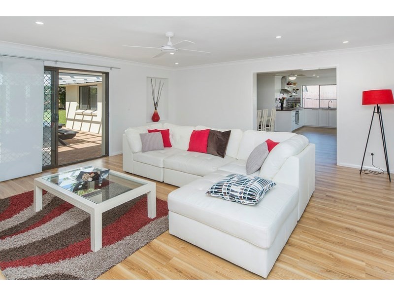 29 Clifton Street, Biggera Waters QLD 4216