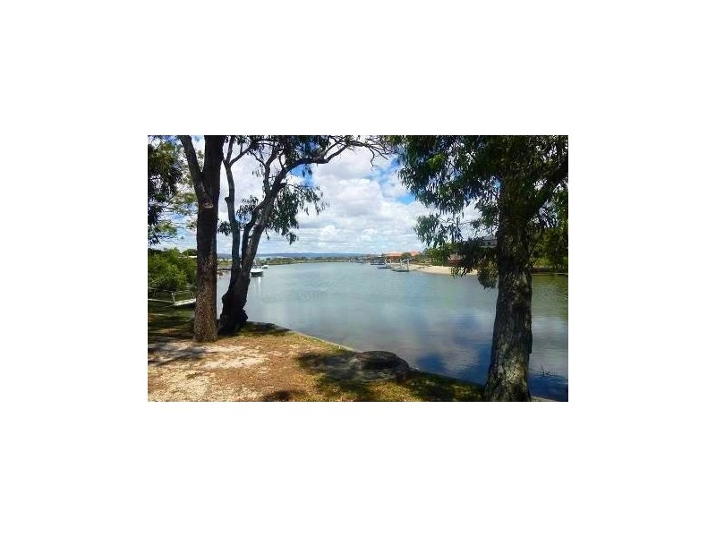 29 Clifton Street, Biggera Waters QLD 4216