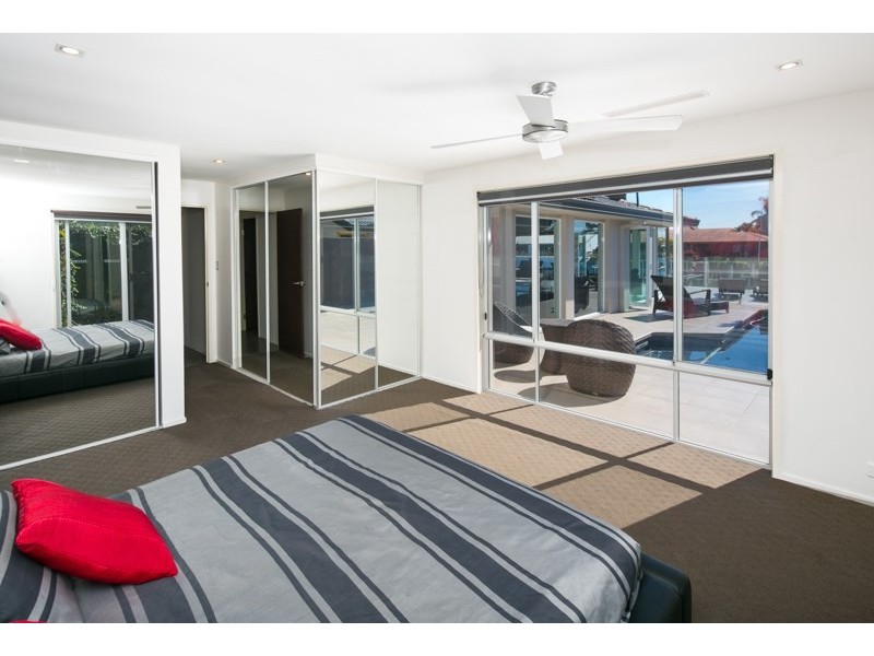 46 Cockleshell Court, Runaway Bay QLD 4216