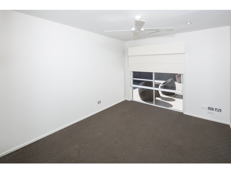 46 Cockleshell Court, Runaway Bay QLD 4216