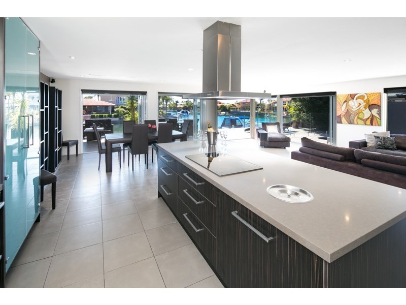 46 Cockleshell Court, Runaway Bay QLD 4216