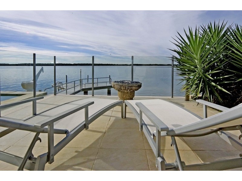 Paradise Point QLD 4216